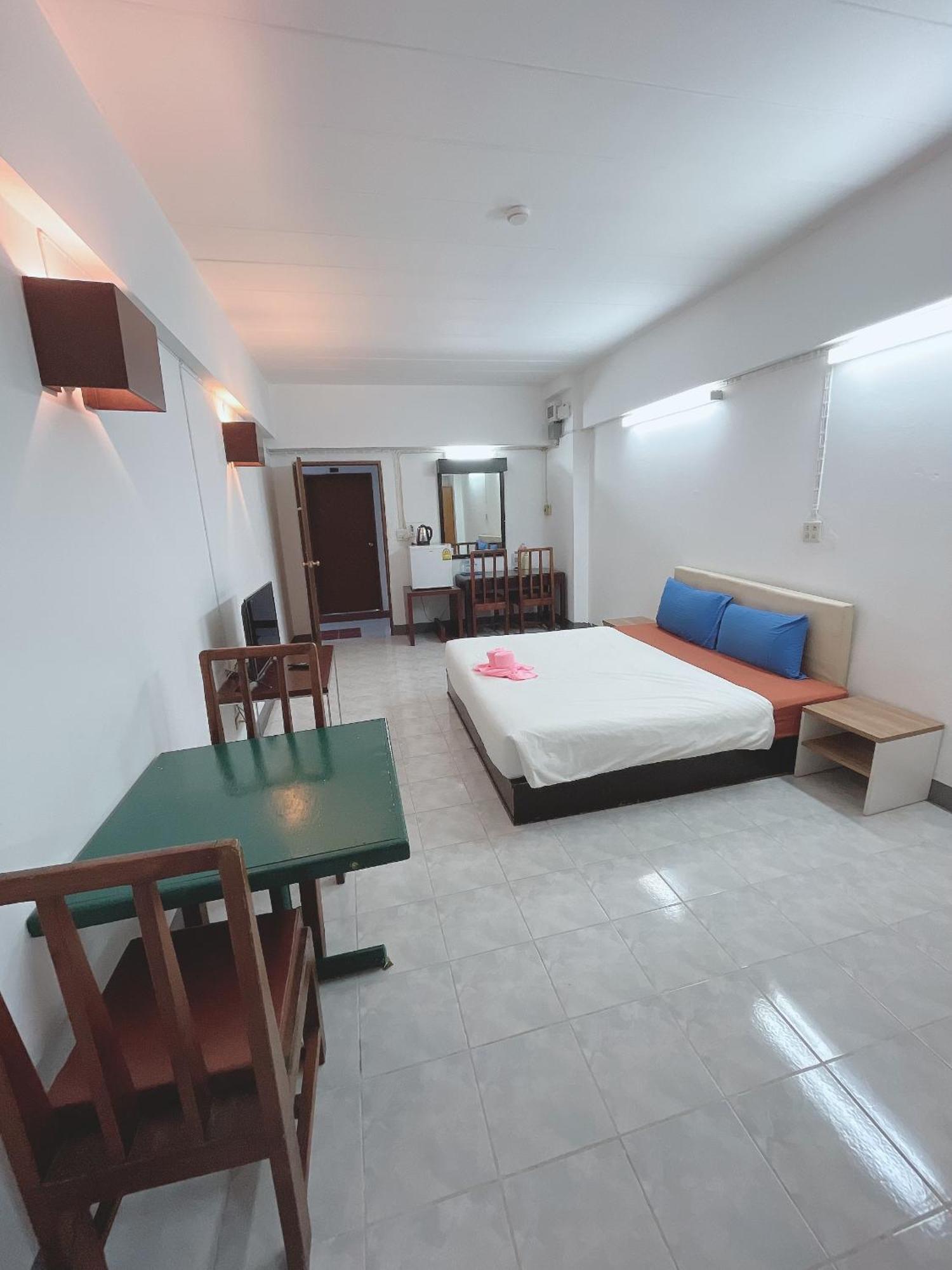 โรงแรมวินบางนา Win Bangna Hotel Bangkok Exteriér fotografie